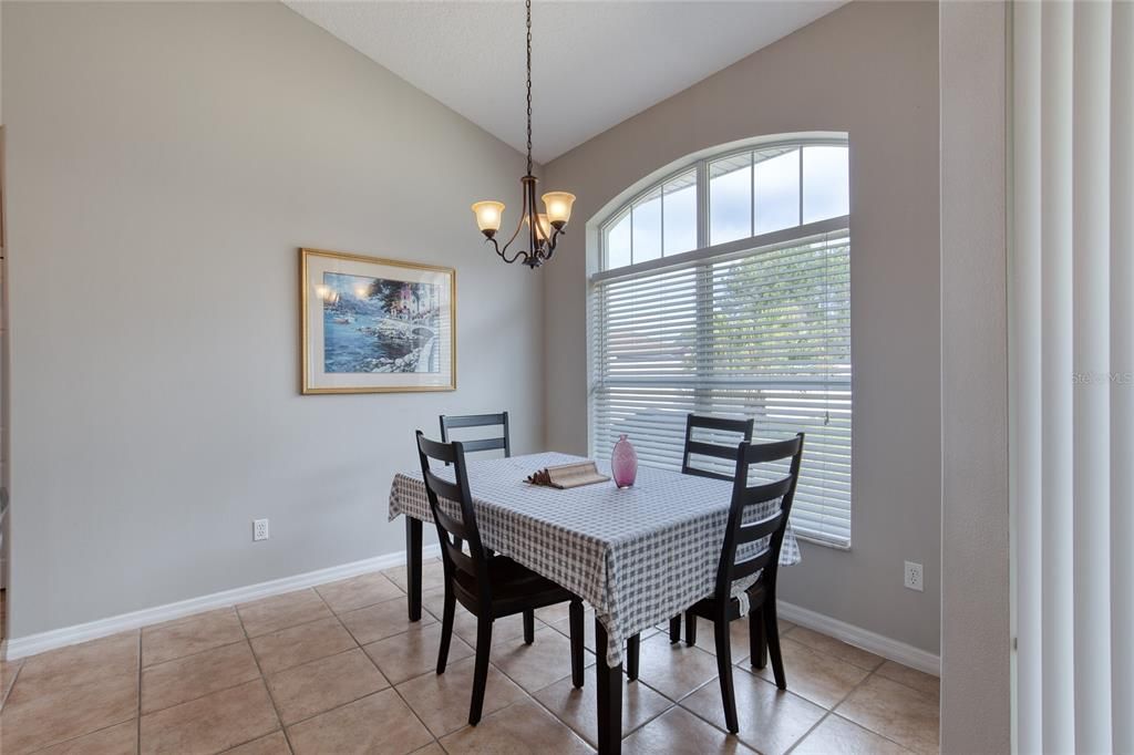 For Sale: $410,000 (3 beds, 2 baths, 1823 Square Feet)