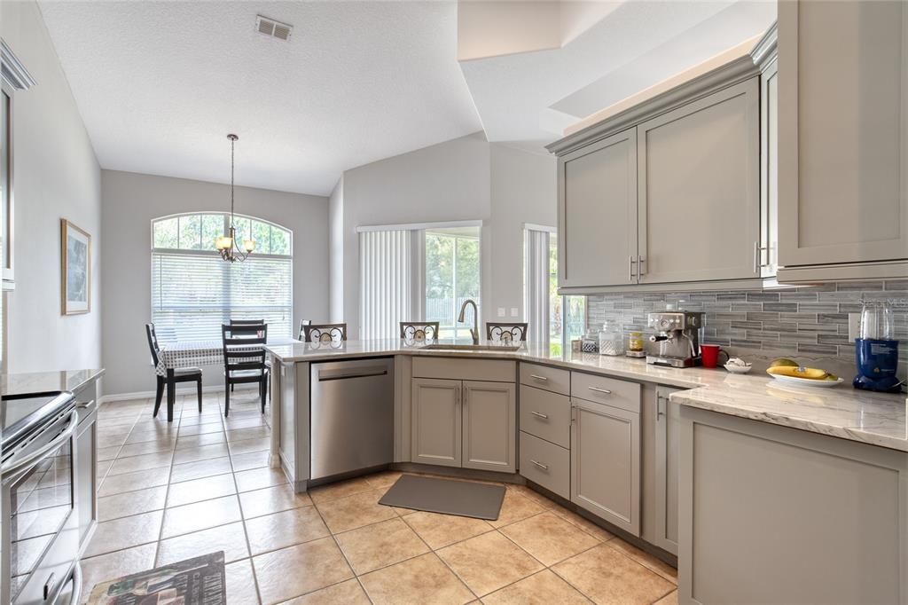 For Sale: $410,000 (3 beds, 2 baths, 1823 Square Feet)