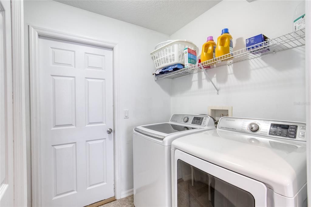 For Sale: $410,000 (3 beds, 2 baths, 1823 Square Feet)