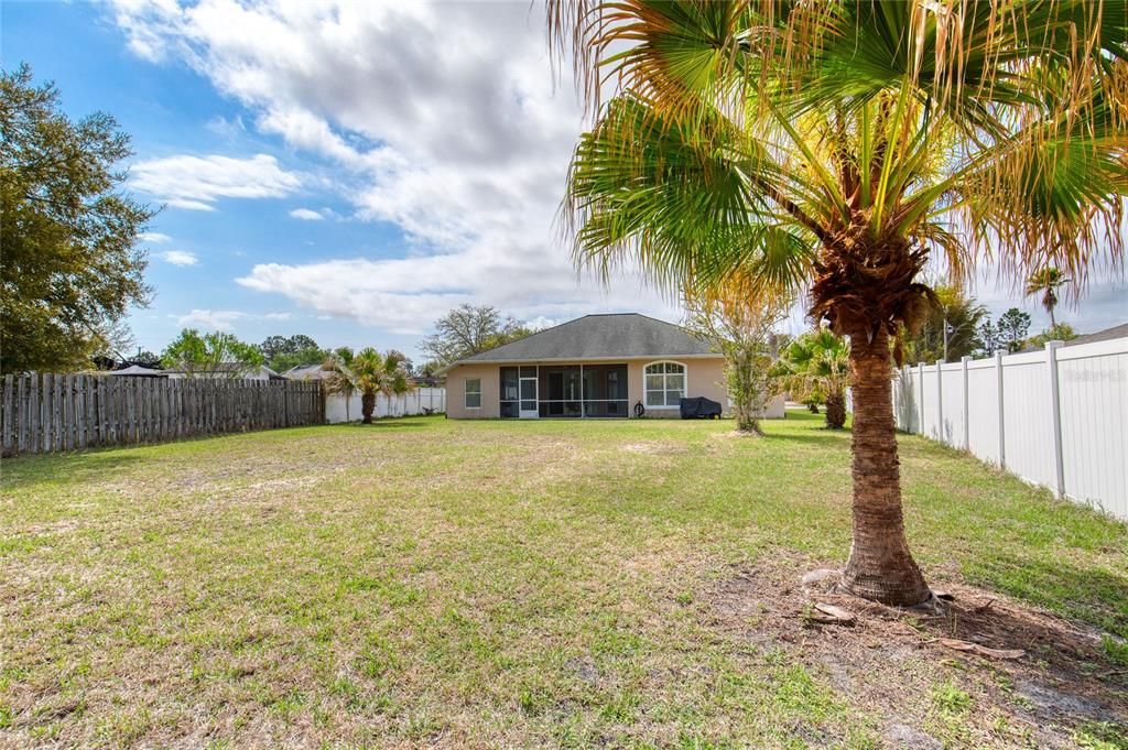 For Sale: $410,000 (3 beds, 2 baths, 1823 Square Feet)