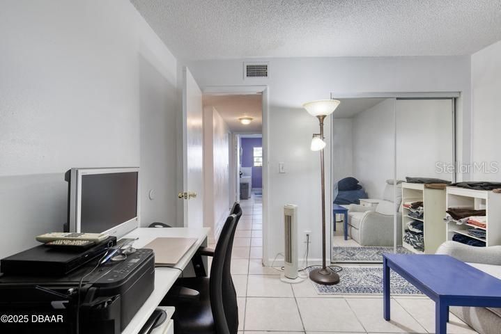 En Venta: $115,000 (2 camas, 2 baños, 910 Pies cuadrados)
