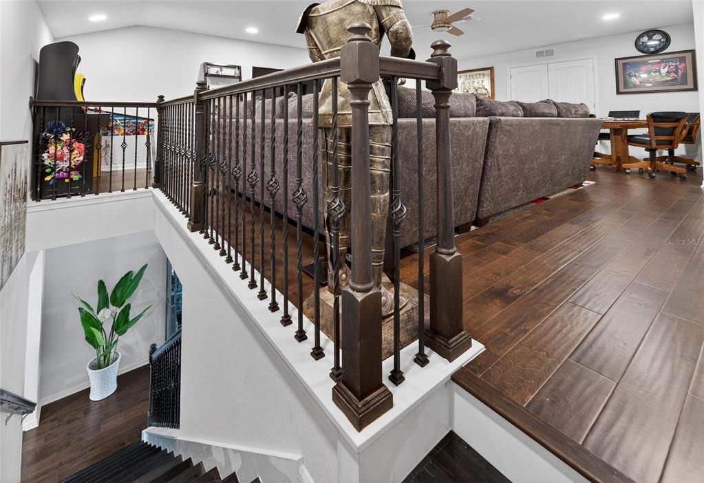 На продажу: $775,000 (6 спален, 3 ванн, 4276 Квадратных фут)