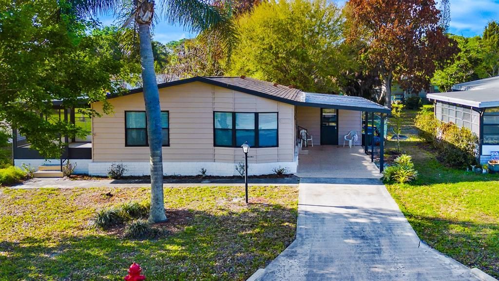 En Venta: $219,000 (2 camas, 2 baños, 1006 Pies cuadrados)