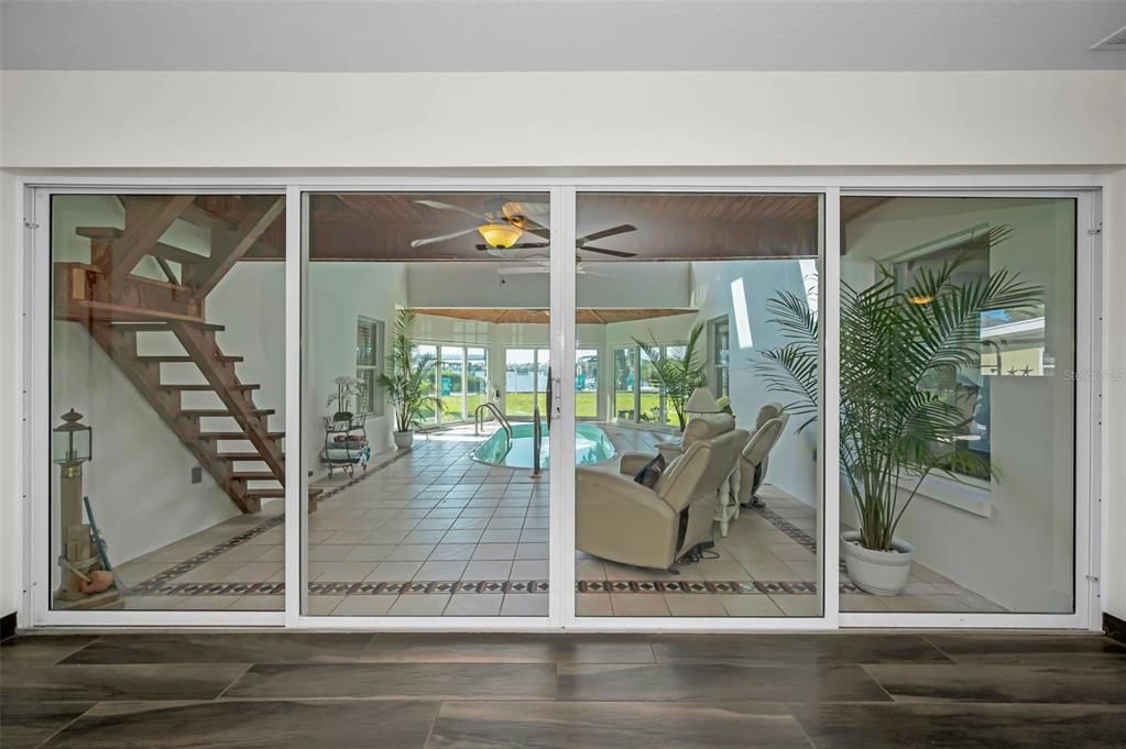 For Sale: $1,395,000 (3 beds, 2 baths, 3103 Square Feet)