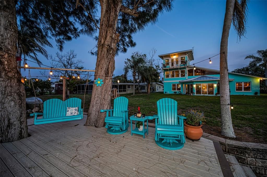 For Sale: $1,395,000 (3 beds, 2 baths, 3103 Square Feet)