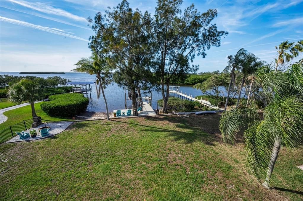 For Sale: $1,395,000 (3 beds, 2 baths, 3103 Square Feet)