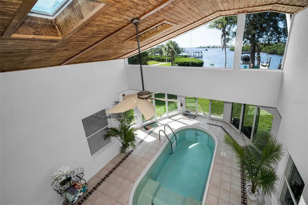 For Sale: $1,395,000 (3 beds, 2 baths, 3103 Square Feet)