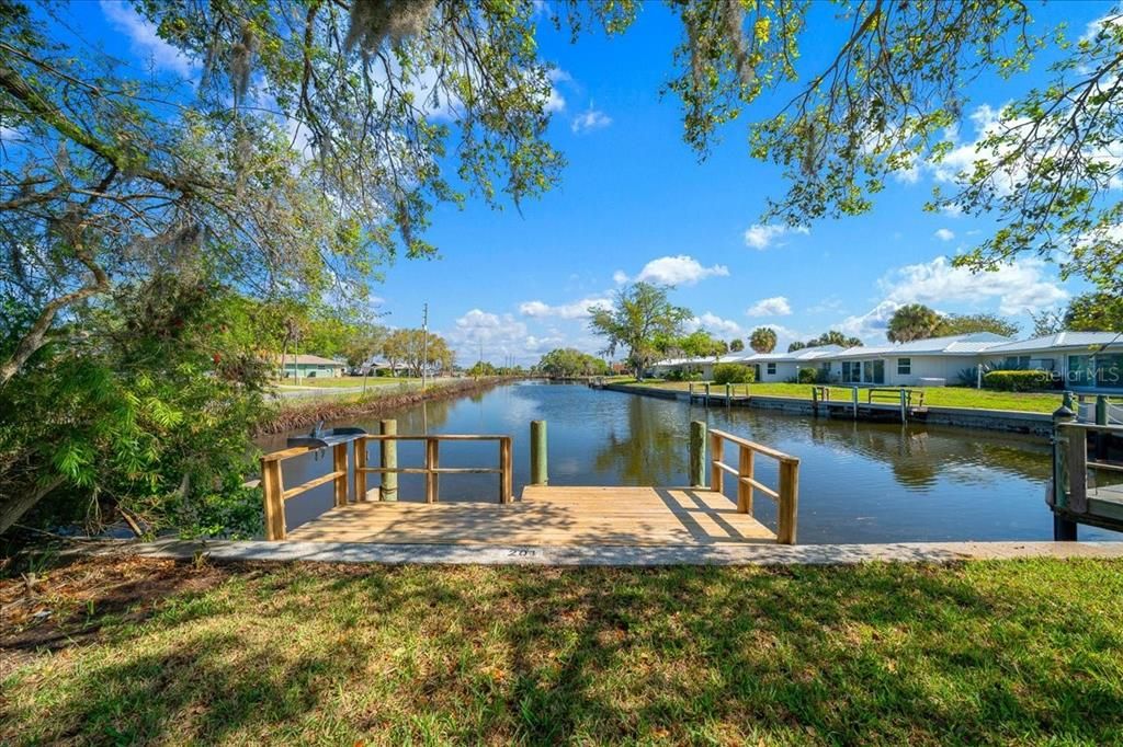For Sale: $169,000 (2 beds, 2 baths, 1584 Square Feet)