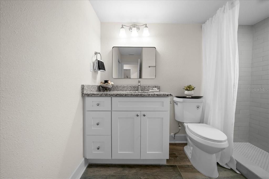 For Sale: $169,000 (2 beds, 2 baths, 1584 Square Feet)