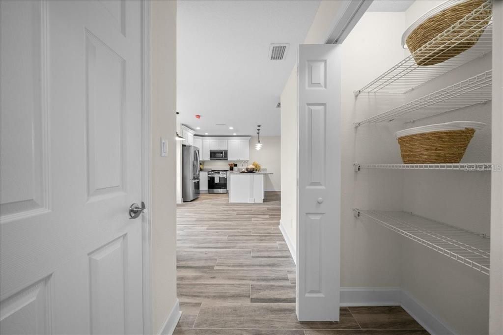 For Sale: $169,000 (2 beds, 2 baths, 1584 Square Feet)