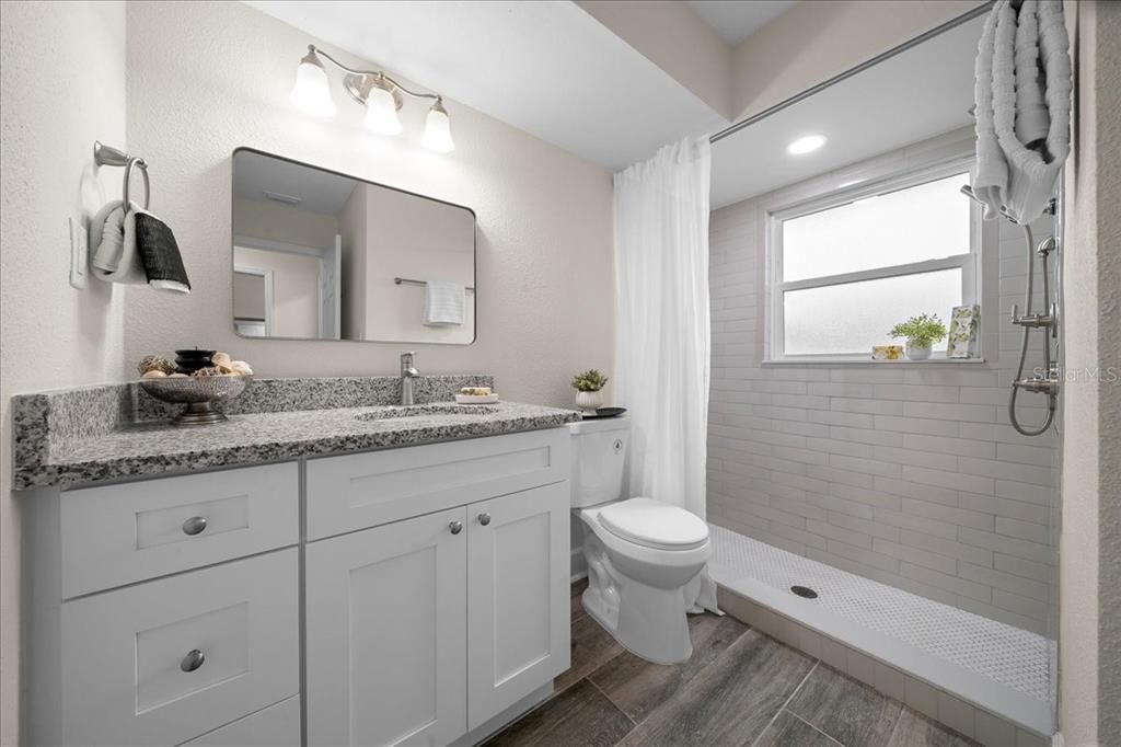 For Sale: $169,000 (2 beds, 2 baths, 1584 Square Feet)