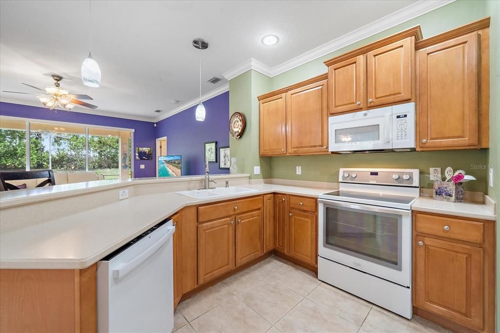 En Venta: $269,000 (2 camas, 2 baños, 1499 Pies cuadrados)