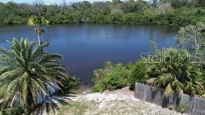 En Venta: $50,000 (0.08 acres)