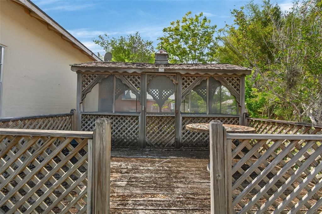 待售: $259,900 (0 贝兹, 0 浴室, 950 平方英尺)