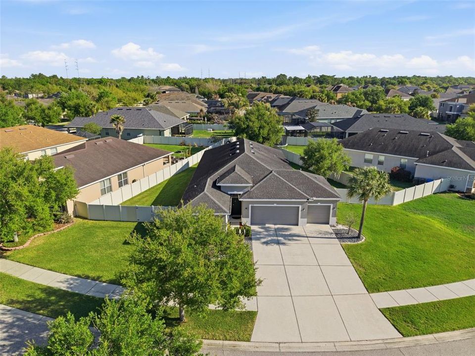 For Sale: $495,700 (4 beds, 3 baths, 2297 Square Feet)