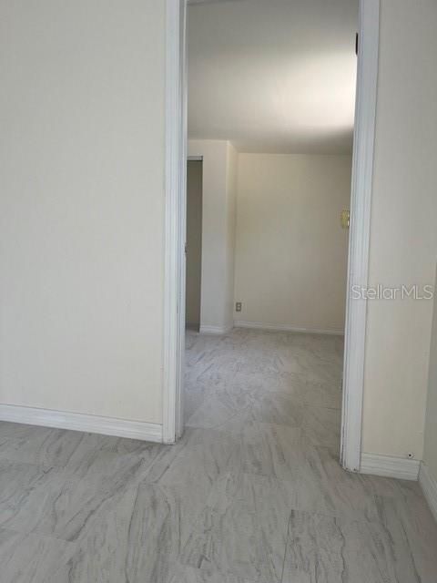 Под контрактом: $2,495 (3 спален, 2 ванн, 1361 Квадратных фут)