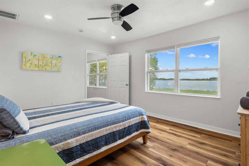 For Sale: $469,900 (3 beds, 3 baths, 1828 Square Feet)
