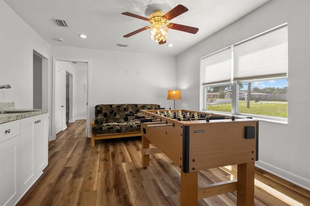 For Sale: $469,900 (3 beds, 3 baths, 1828 Square Feet)