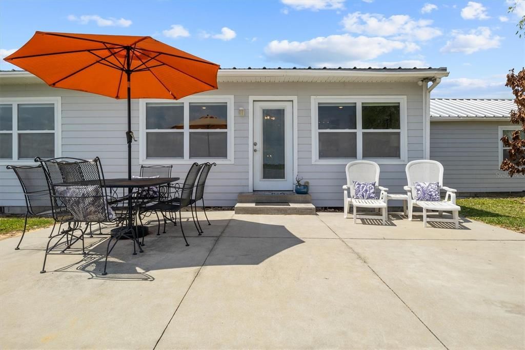 For Sale: $469,900 (3 beds, 3 baths, 1828 Square Feet)