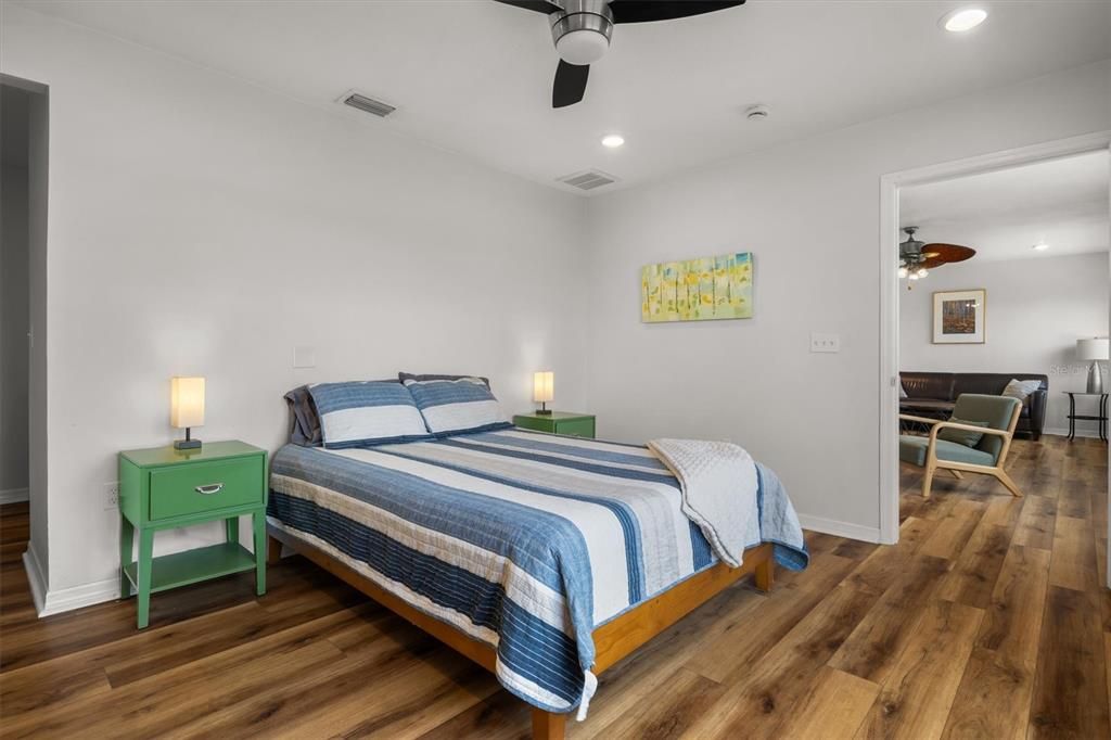For Sale: $469,900 (3 beds, 3 baths, 1828 Square Feet)