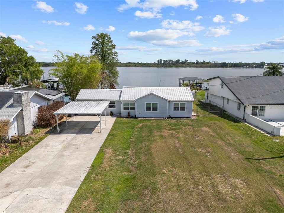 For Sale: $469,900 (3 beds, 3 baths, 1828 Square Feet)