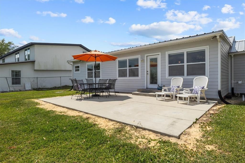 For Sale: $469,900 (3 beds, 3 baths, 1828 Square Feet)