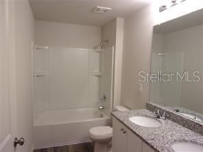 En Renta: $2,000 (4 camas, 2 baños, 1450 Pies cuadrados)