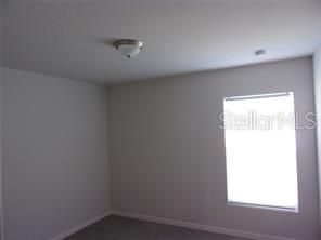 En Renta: $2,000 (4 camas, 2 baños, 1450 Pies cuadrados)