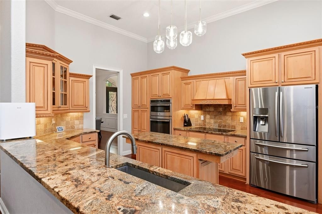 En Venta: $1,450,000 (4 camas, 4 baños, 4052 Pies cuadrados)