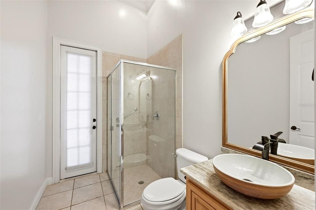 En Venta: $1,450,000 (4 camas, 4 baños, 4052 Pies cuadrados)