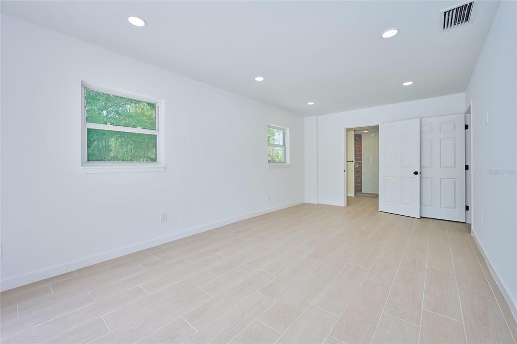 En Venta: $343,900 (3 camas, 2 baños, 1780 Pies cuadrados)