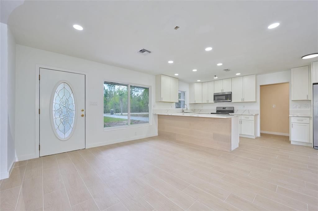 En Venta: $343,900 (3 camas, 2 baños, 1780 Pies cuadrados)