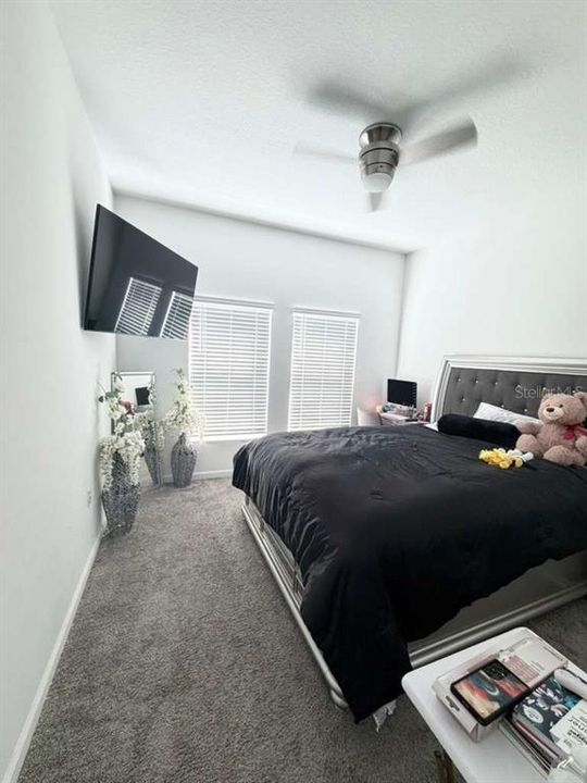 For Sale: $345,000 (4 beds, 2 baths, 1853 Square Feet)