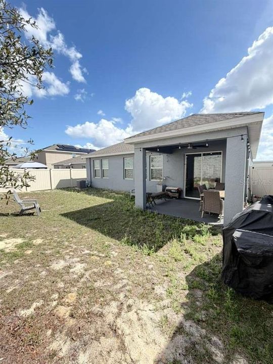 For Sale: $345,000 (4 beds, 2 baths, 1853 Square Feet)