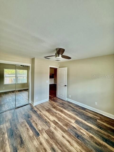For Sale: $229,900 (2 beds, 2 baths, 995 Square Feet)
