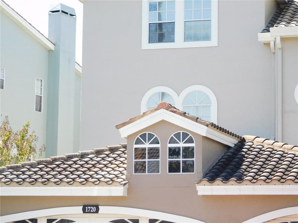 En Venta: $450,000 (4 camas, 3 baños, 3160 Pies cuadrados)
