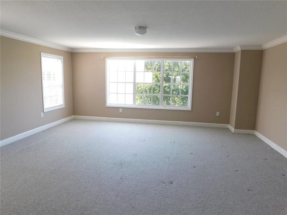 En Venta: $450,000 (4 camas, 3 baños, 3160 Pies cuadrados)