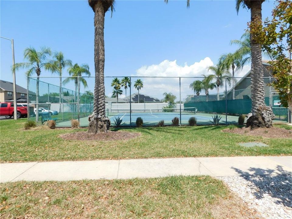 En Venta: $450,000 (4 camas, 3 baños, 3160 Pies cuadrados)