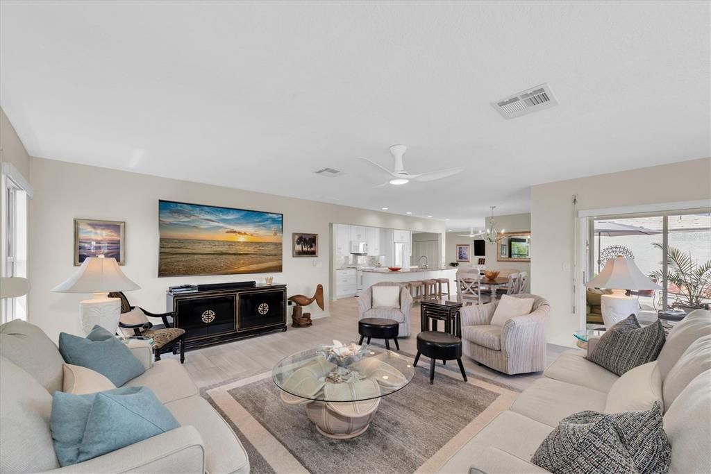 En Venta: $375,000 (2 camas, 2 baños, 1803 Pies cuadrados)