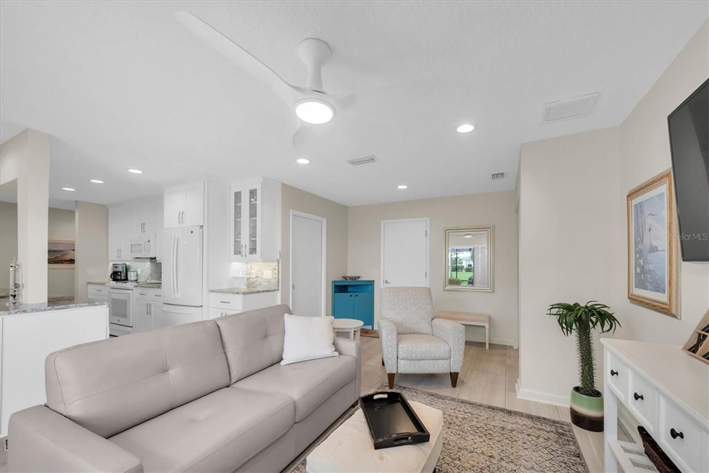 En Venta: $375,000 (2 camas, 2 baños, 1803 Pies cuadrados)