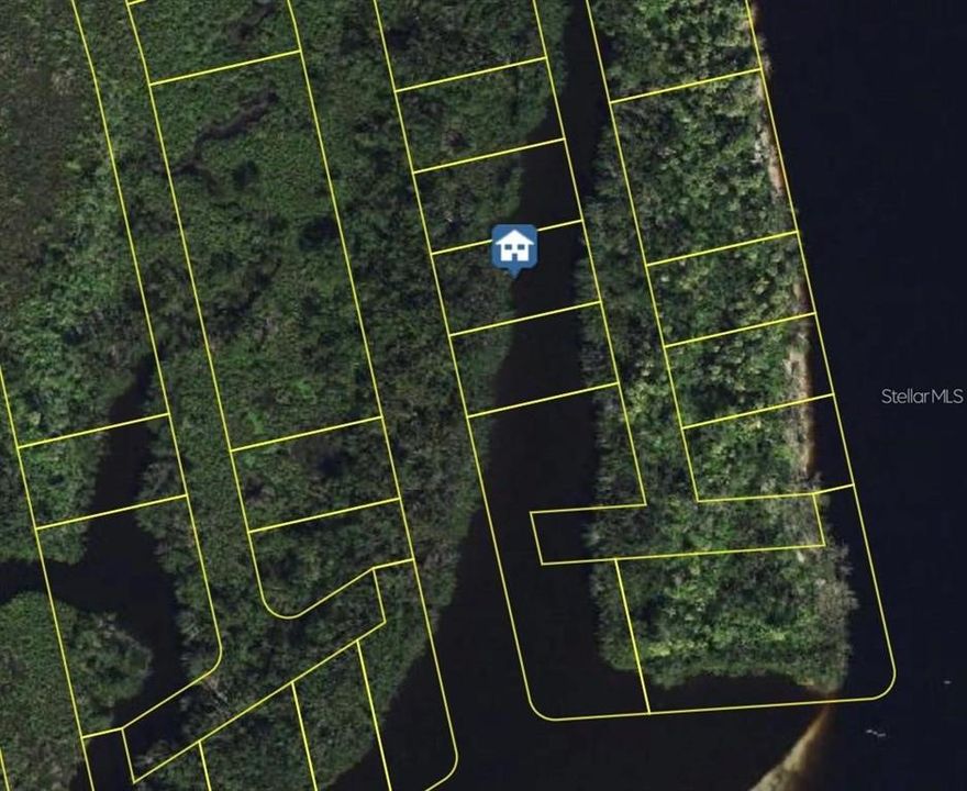 En Venta: $7,000 (0.28 acres)