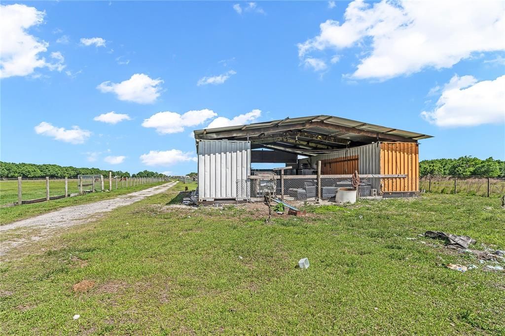 For Sale: $580,000 (3 beds, 2 baths, 980 Square Feet)