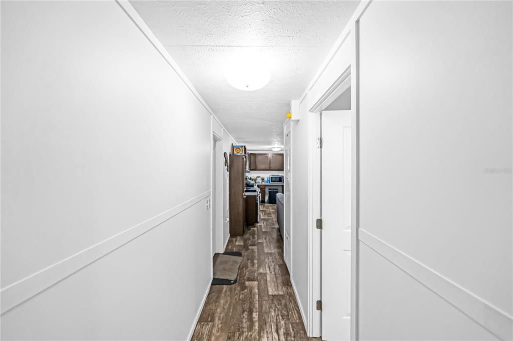 For Sale: $580,000 (3 beds, 2 baths, 980 Square Feet)