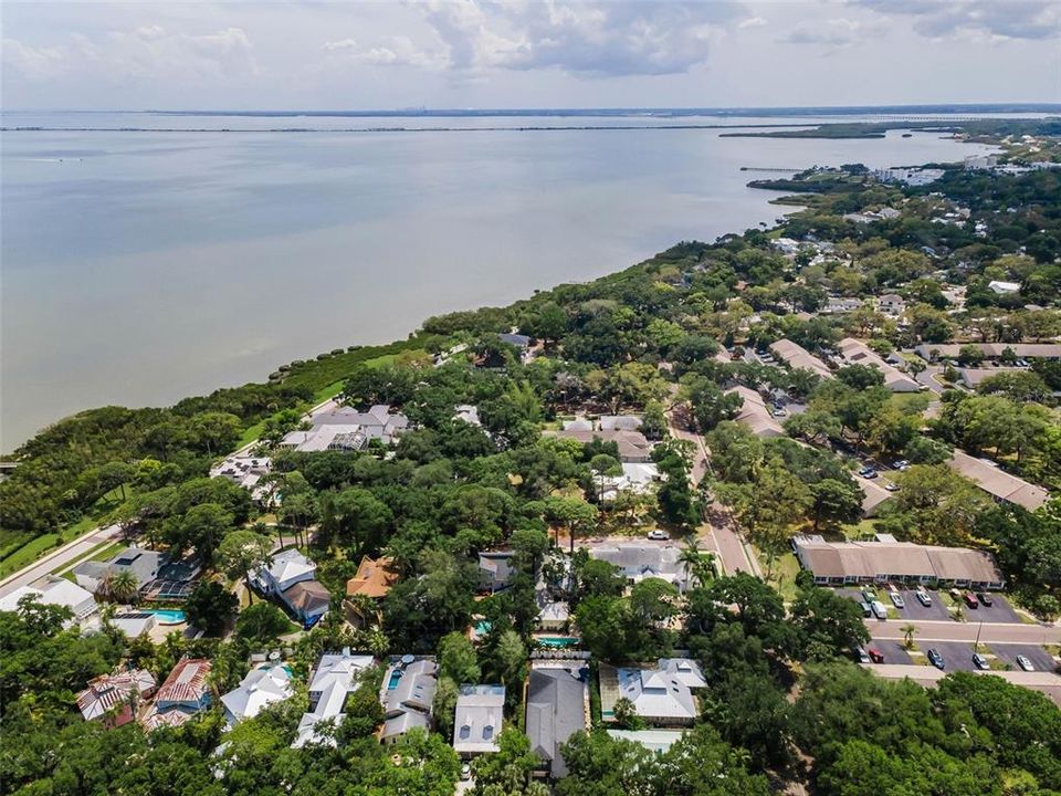 Activo con contrato: $1,695,000 (4 camas, 3 baños, 2554 Pies cuadrados)