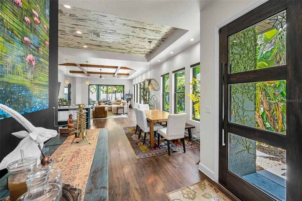 Activo con contrato: $1,695,000 (4 camas, 3 baños, 2554 Pies cuadrados)