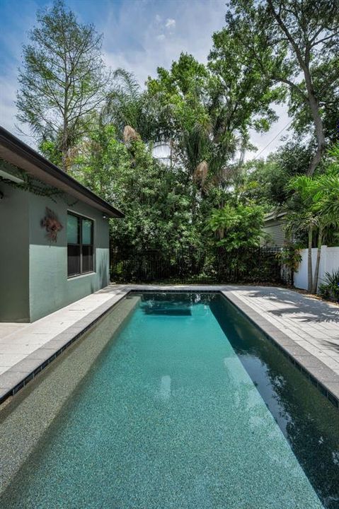 Activo con contrato: $1,695,000 (4 camas, 3 baños, 2554 Pies cuadrados)