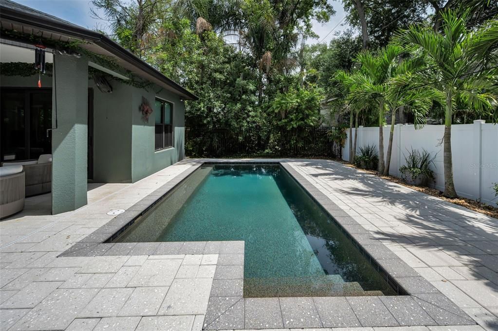 Activo con contrato: $1,695,000 (4 camas, 3 baños, 2554 Pies cuadrados)