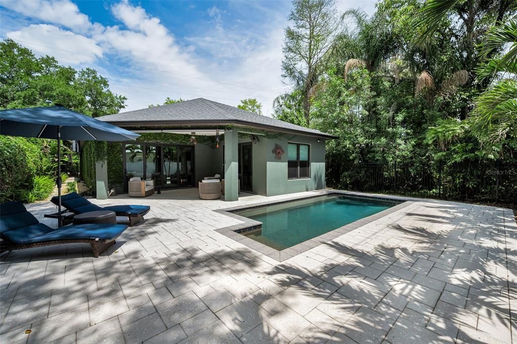 Activo con contrato: $1,695,000 (4 camas, 3 baños, 2554 Pies cuadrados)