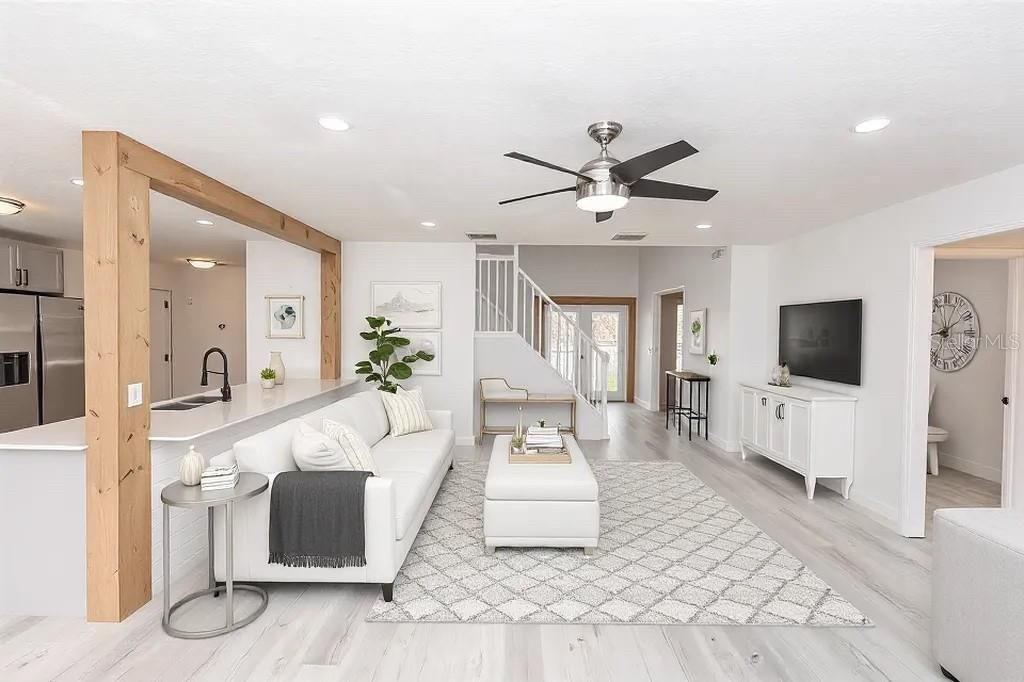 Activo con contrato: $579,900 (5 camas, 3 baños, 3086 Pies cuadrados)