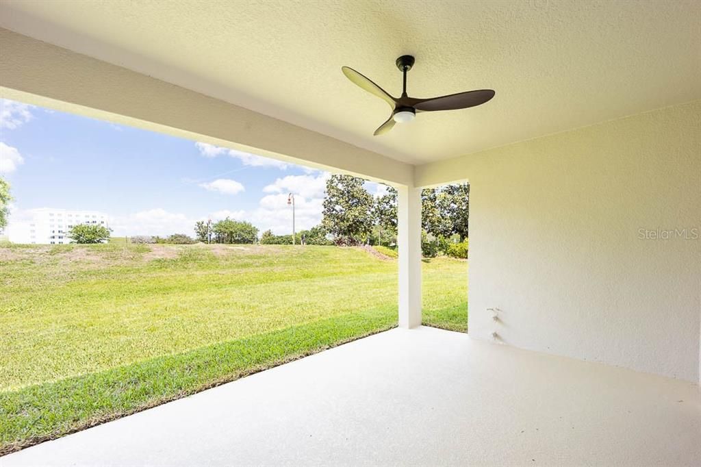 Active With Contract: $525,000 (4 beds, 3 baths, 2393 Square Feet)